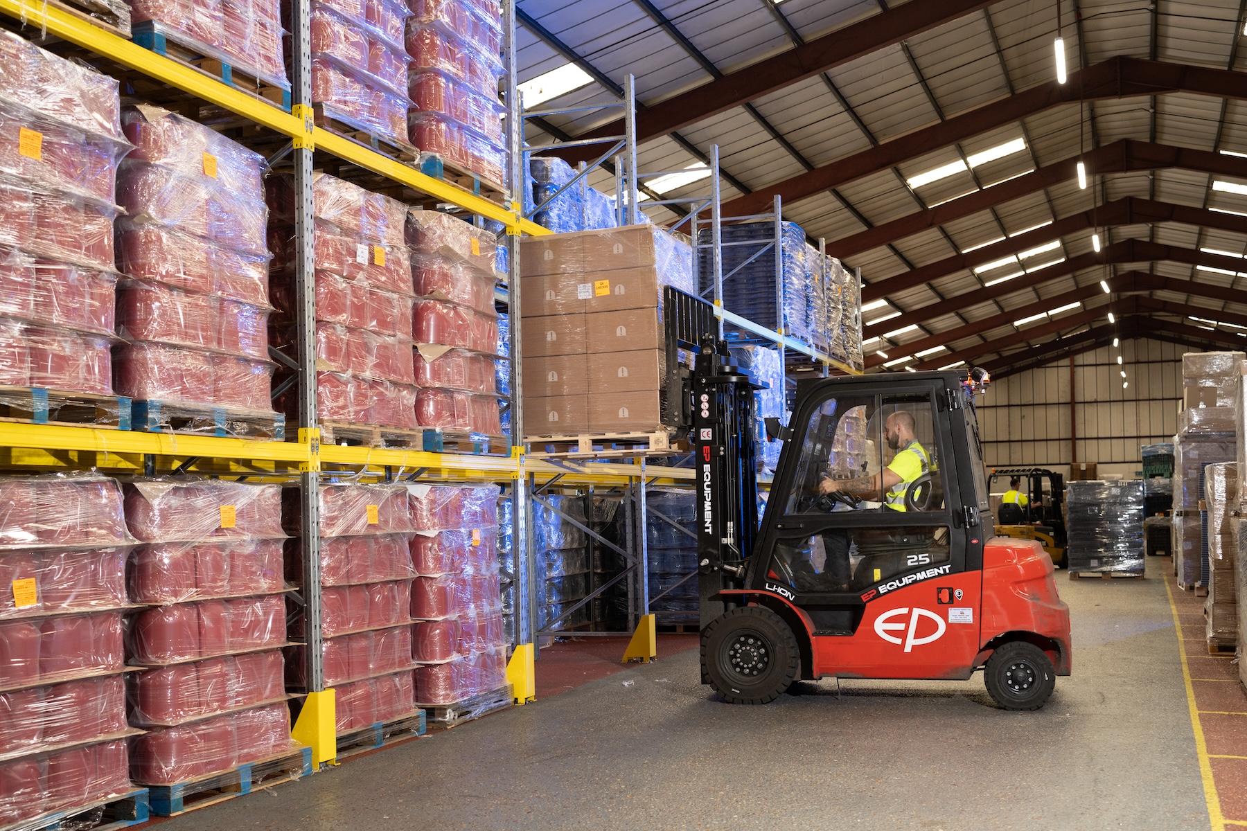 Storage & Distribution Image